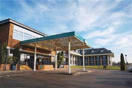 Holiday Inn Luton South,  St albans